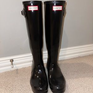 Hunter Black Gloss Rainboots